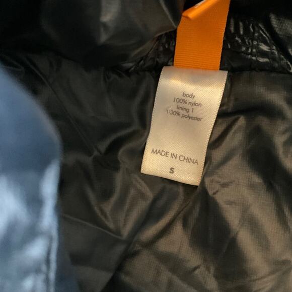 Lucy Puffer Vest Women’s Quilted Nylon Sleeveless Black Lightweight gym layer S - Picture 12 of 13